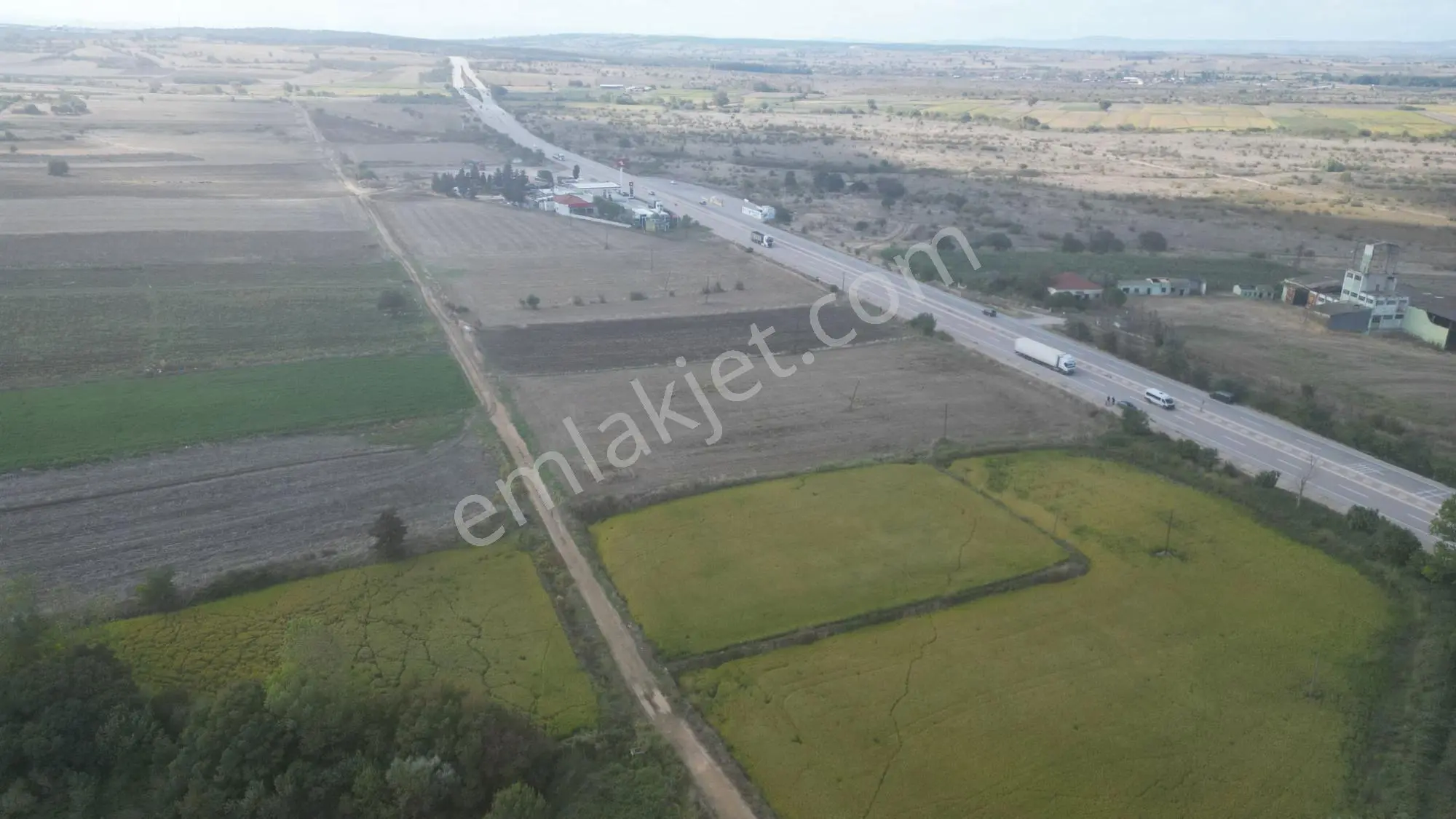 Biga Koruoba’da Ana Asfalta Cephe 6.143 M² Satılık Arazi — fotoğraf 11