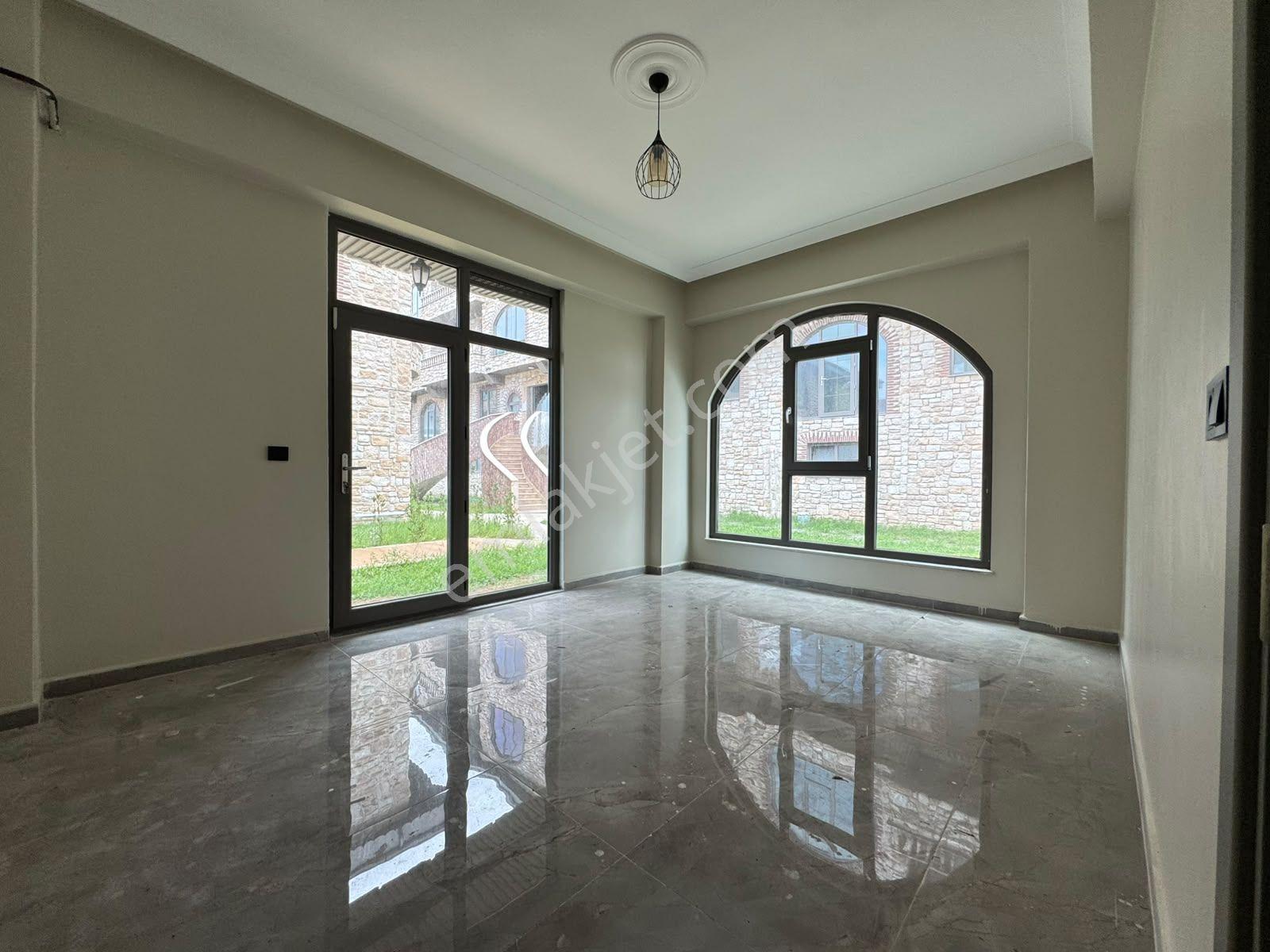 Karasu'da Modern Mimari, Havuzlu, *tatil Gibi Yaşam* 2+1 Daire ! — fotoğraf 5