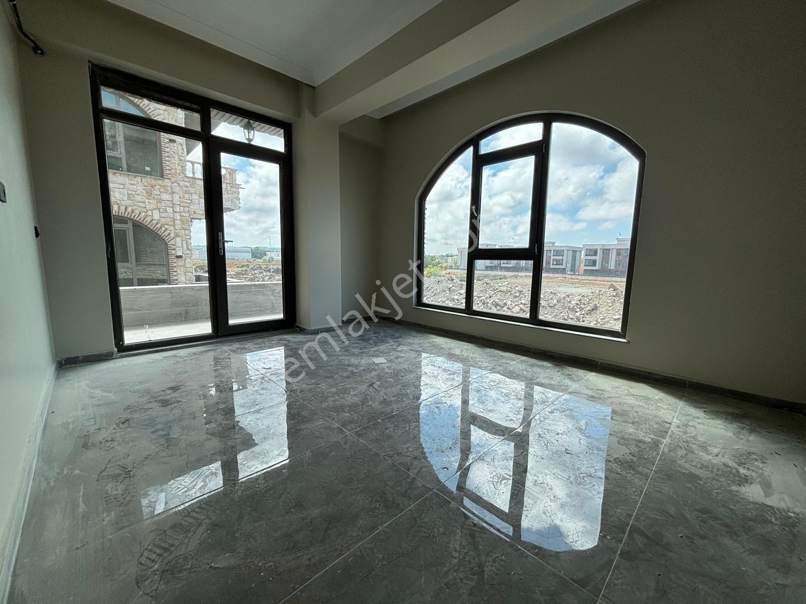 Karasu'da Modern Mimari, Havuzlu, *tatil Gibi Yaşam* 2+1 Daire ! — fotoğraf 7