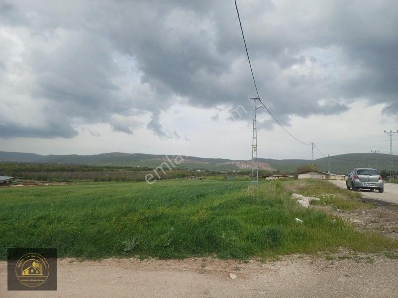 Karaoğlan'da Yola Cephe İmarlı Arsa — fotoğraf 13