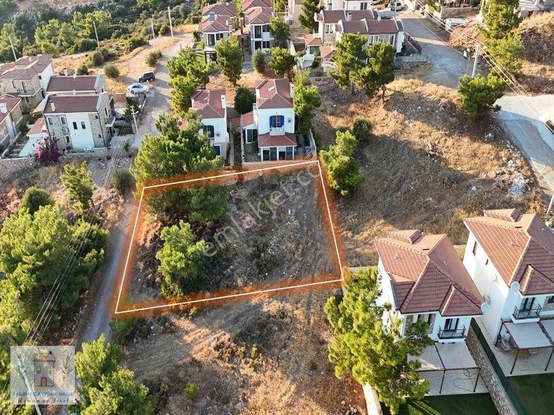 Marinden Palamutbükü'nde 552m2 Deniz Manzaralı İmarlı Parsel — fotoğraf 4