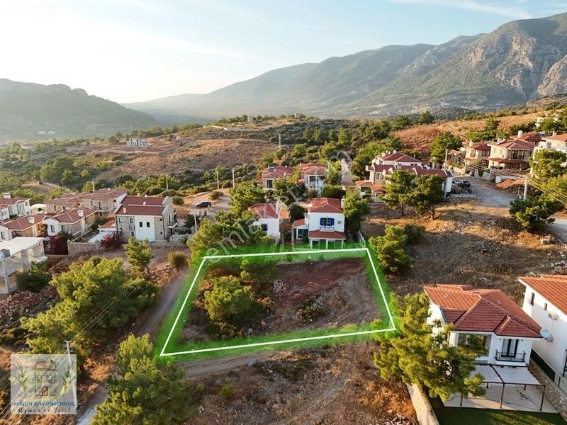 Marinden Palamutbükü'nde 552m2 Deniz Manzaralı İmarlı Parsel — fotoğraf 5