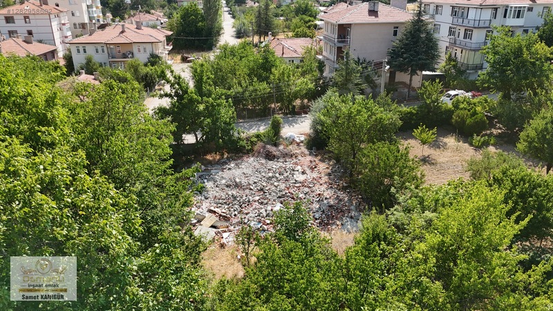 Osmanlıdan İnşaat Yapımına Uygun 8 Dairelik Arsa — fotoğraf 6