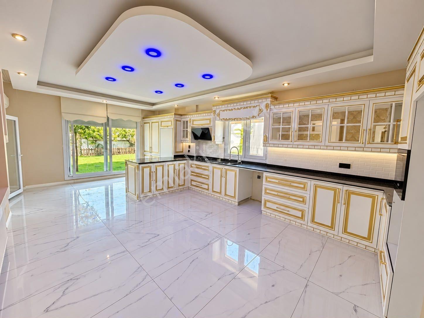 Prestijli Yaşam! Muhteşem 6+1 Lüks Villa — fotoğraf 5