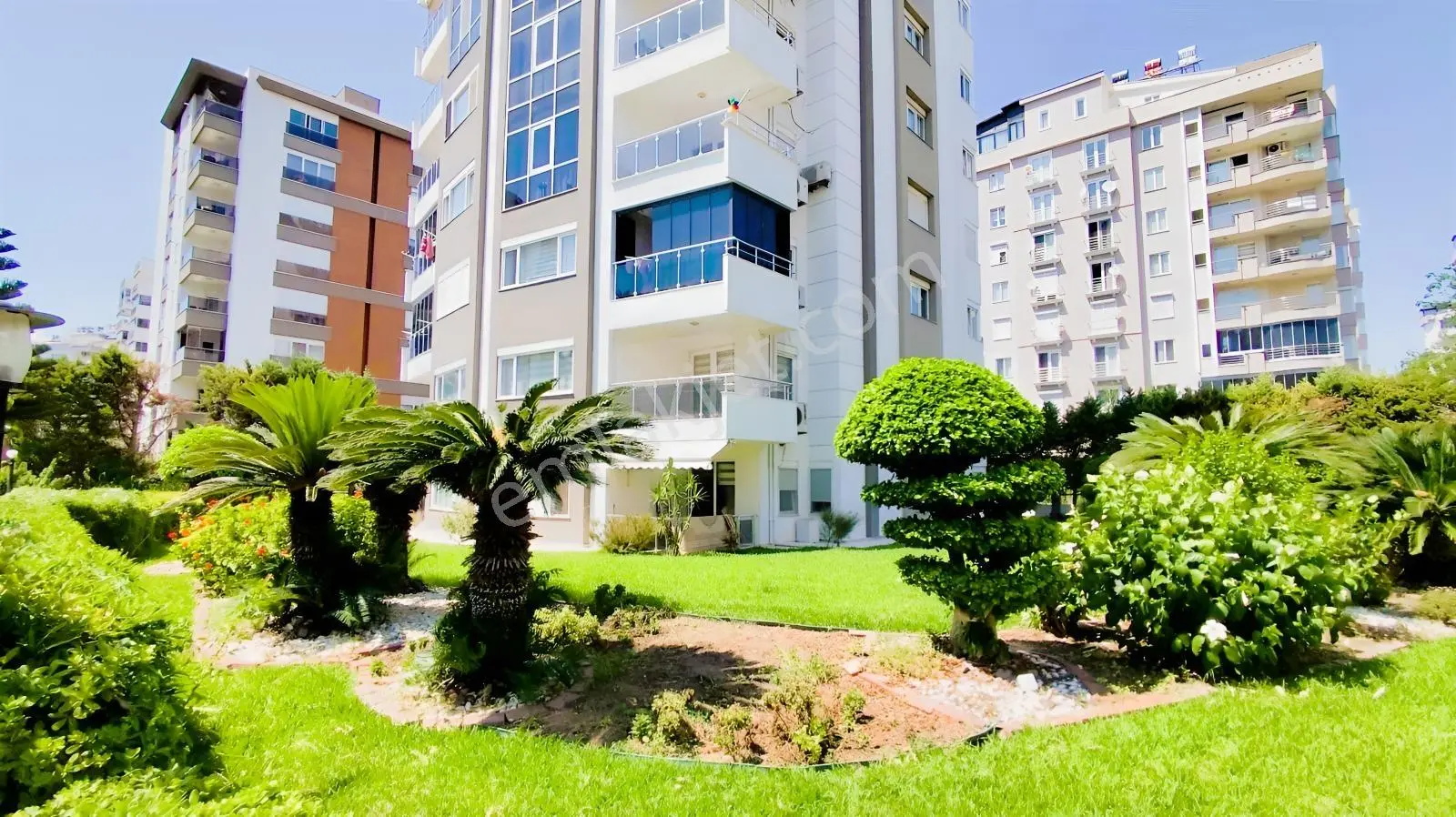 Koloğlu Sitesinde | Konyaaltı Uncalıda | Satılık 2+1 Daire — fotoğraf 5