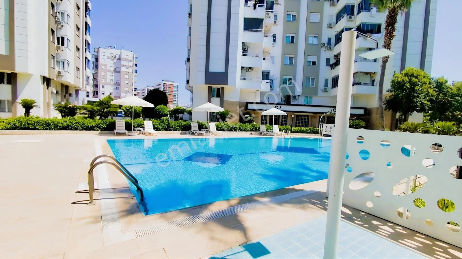 Koloğlu Sitesinde | Konyaaltı Uncalıda | Satılık 2+1 Daire — fotoğraf 8