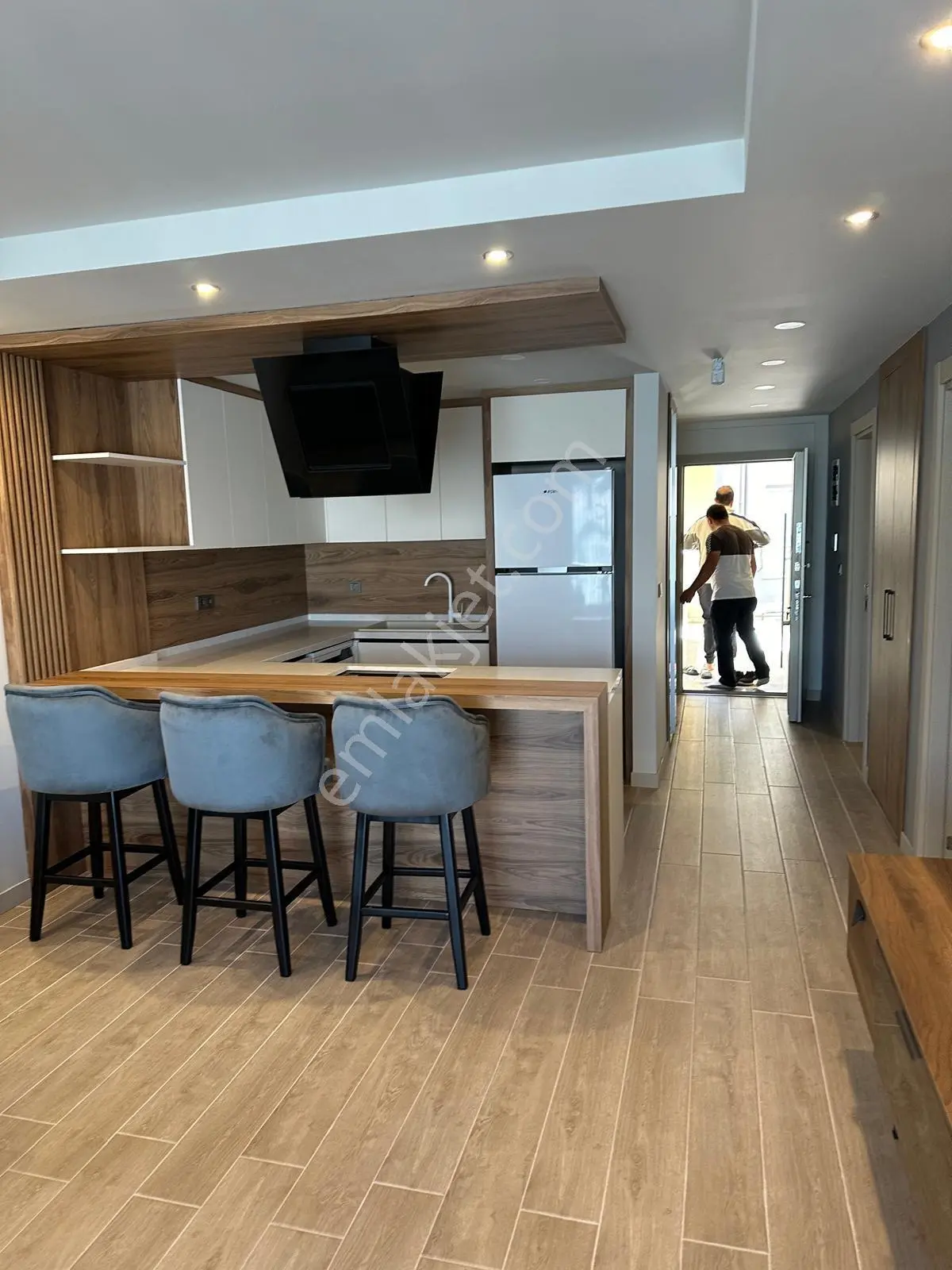Kuşadası Marina'da Sahile Yakın Havuzlu Sitede 3+1 Satılık Daire — fotoğraf 5