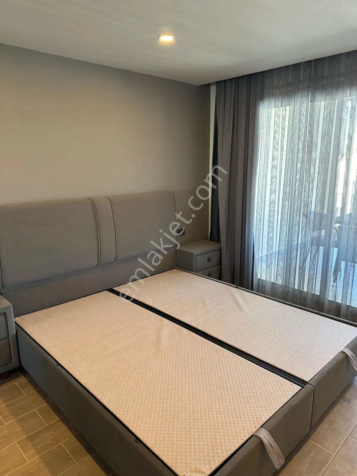 Kuşadası Marina'da Sahile Yakın Havuzlu Sitede 3+1 Satılık Daire — fotoğraf 12