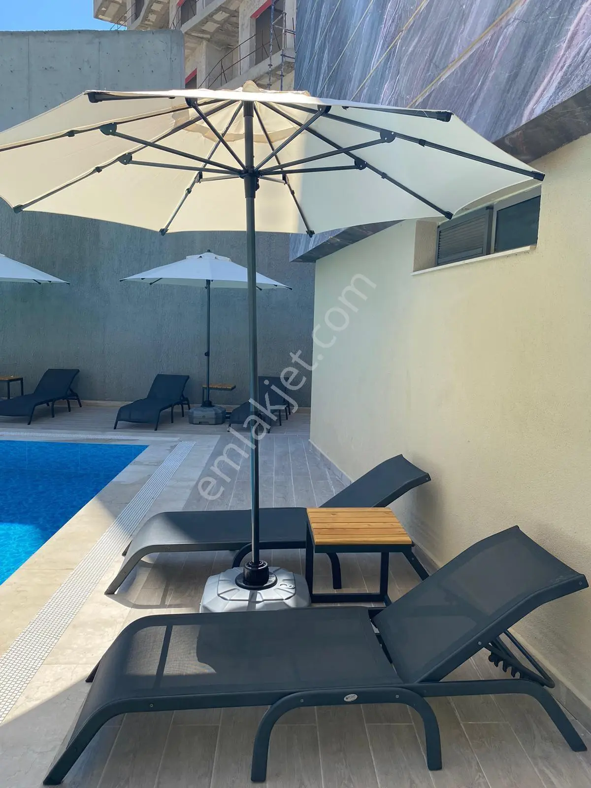 Kuşadası Marina'da Sahile Yakın Havuzlu Sitede 3+1 Satılık Daire — fotoğraf 18