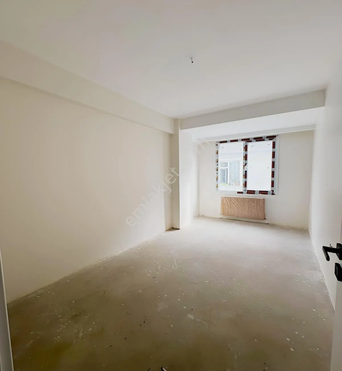 Merkez Gayrimenkulden Merkezde 3+1 Otoparklı Sıfır Ara Kat — fotoğraf 3
