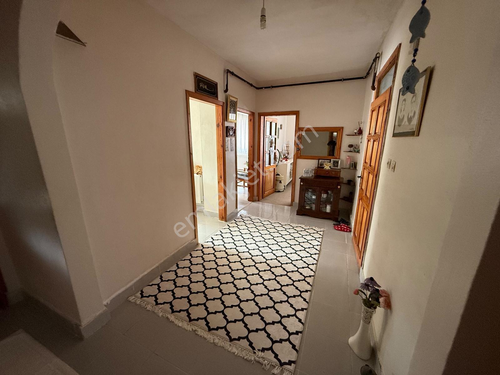 Yavuz Selim Mahallesi'nde 265 M2 Arsa İçerisinde Müstakil Ev — fotoğraf 7
