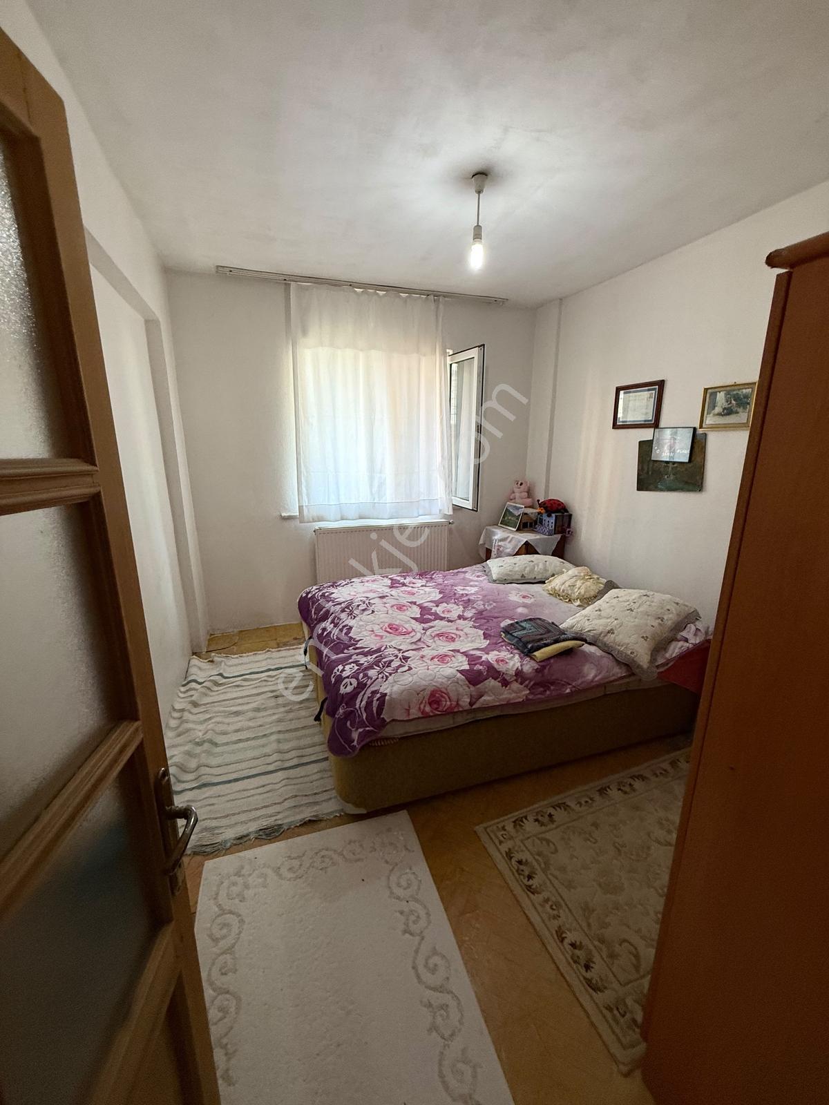 Yavuz Selim Mahallesi'nde 265 M2 Arsa İçerisinde Müstakil Ev — fotoğraf 8