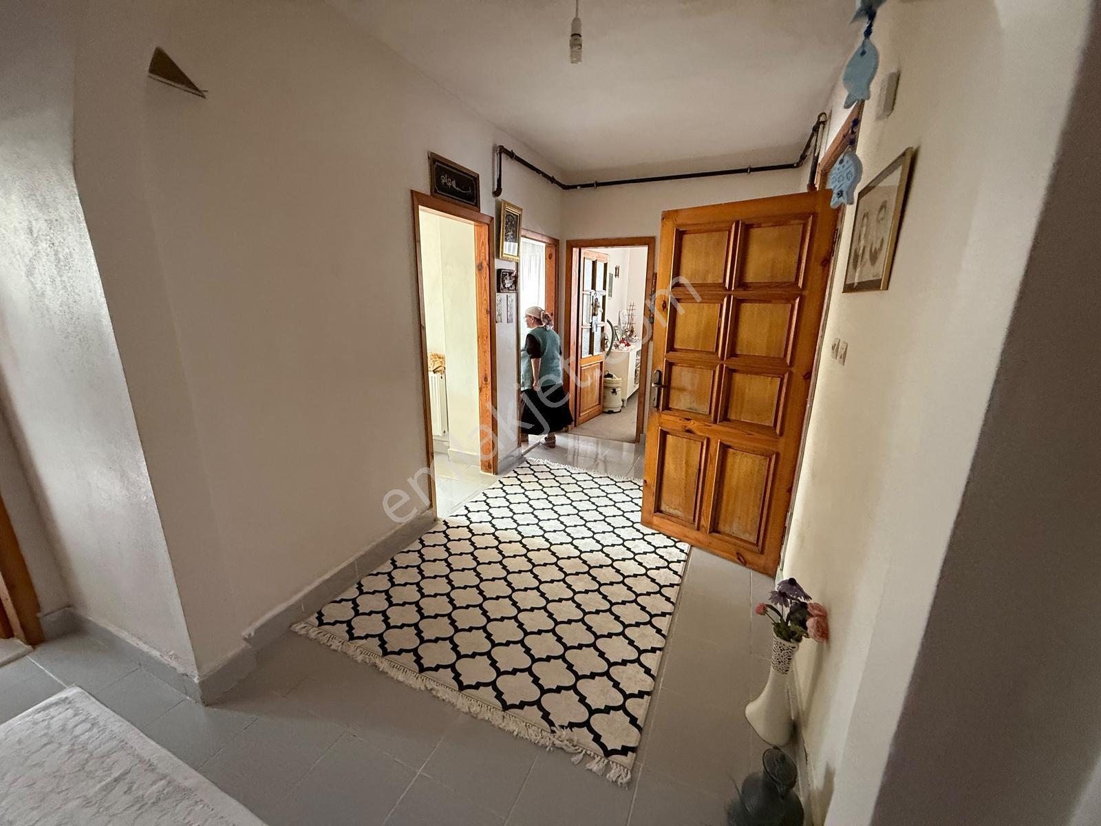 Yavuz Selim Mahallesi'nde 265 M2 Arsa İçerisinde Müstakil Ev — fotoğraf 12