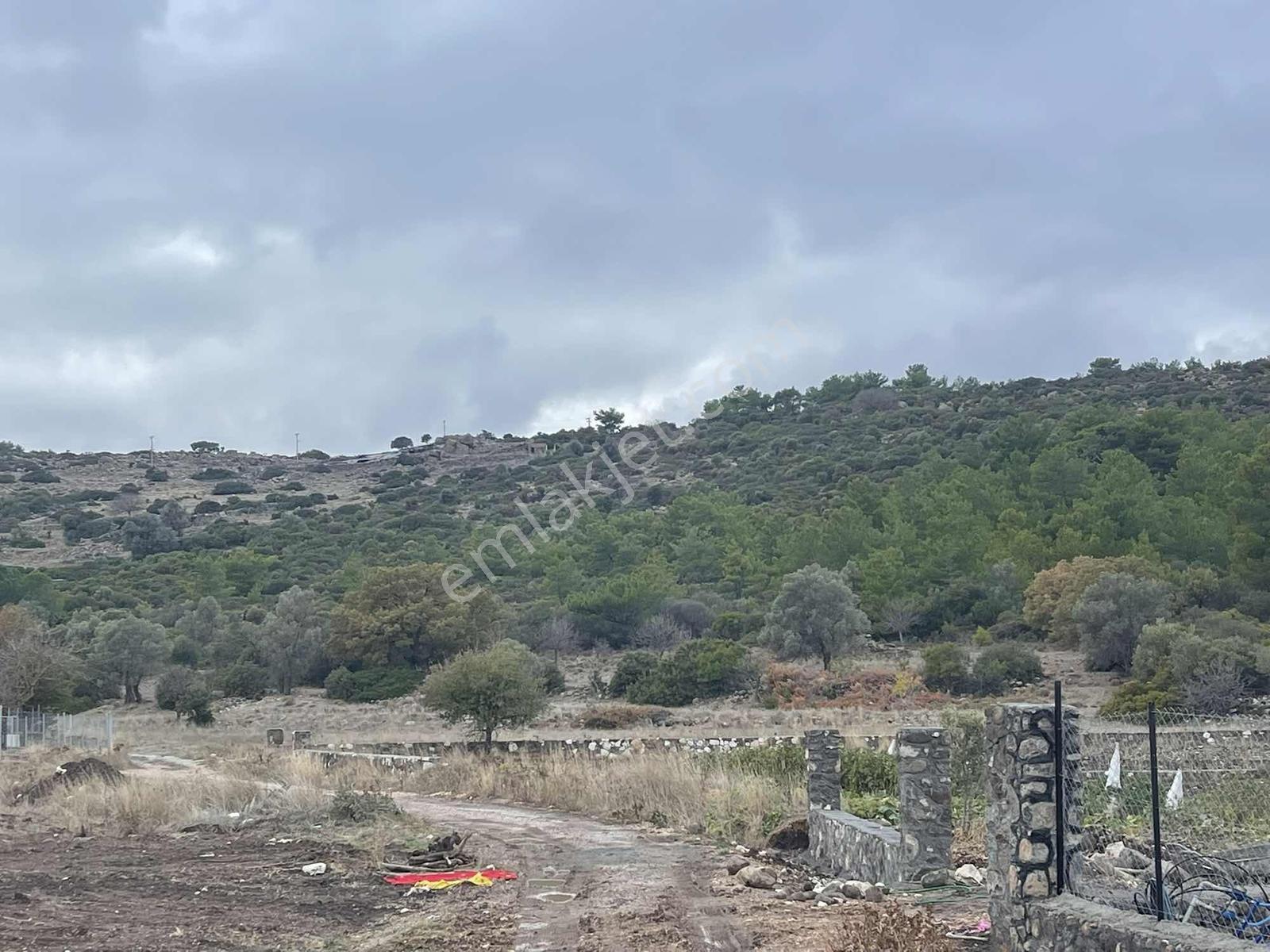 10 Urla Kadıovacık Köyünde 8551 M2 Satılık Tarla — fotoğraf 13