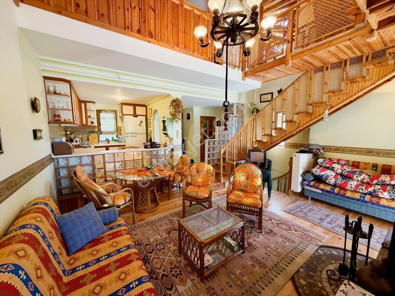 Bernaz Dağ Evleri Orijinal Yapılı Satılık Villa — fotoğraf 4
