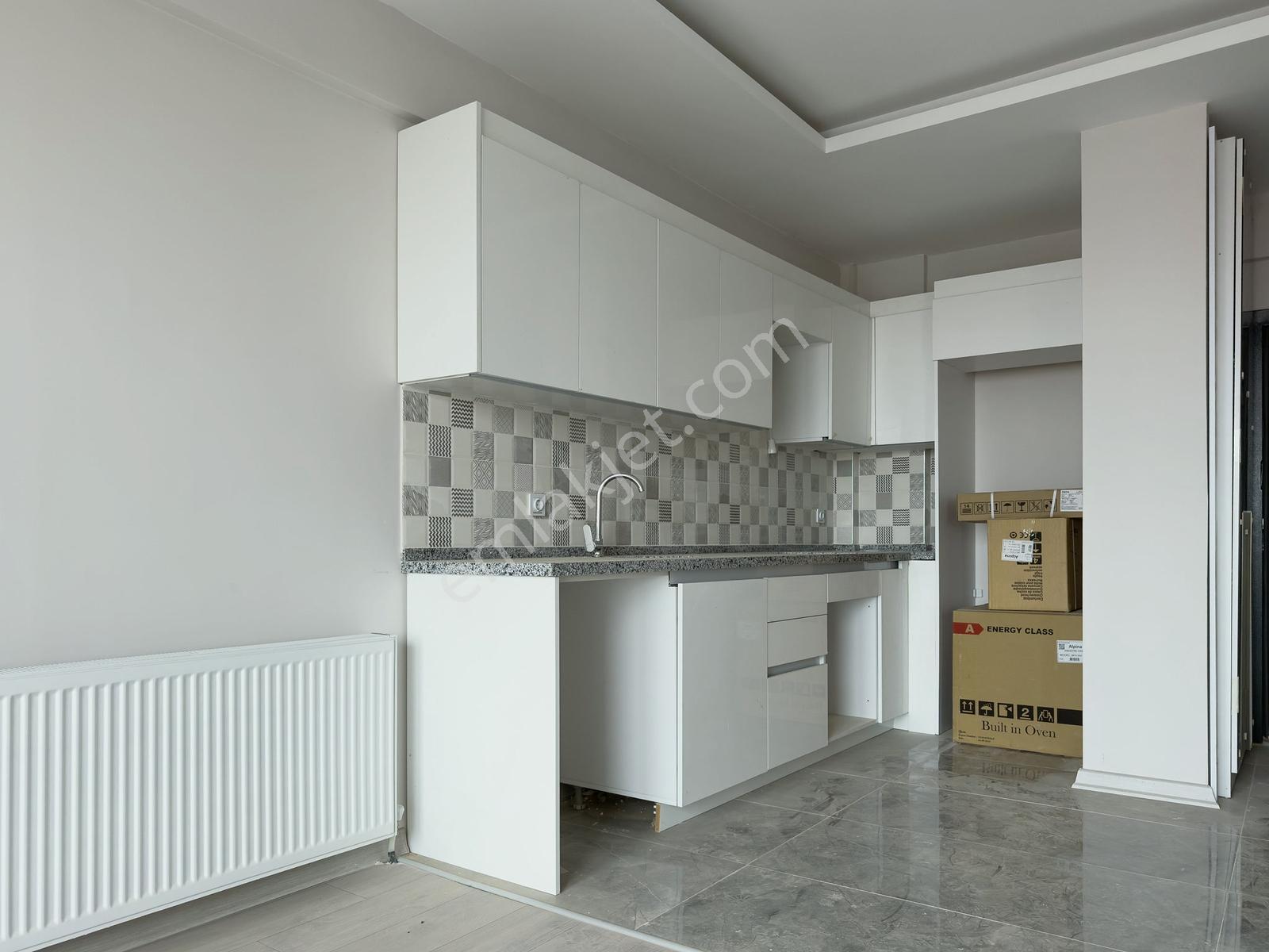 İncek Site İçinde Manzaralı Geniş Balkonlu Satılık 1+1 Daire — fotoğraf 8