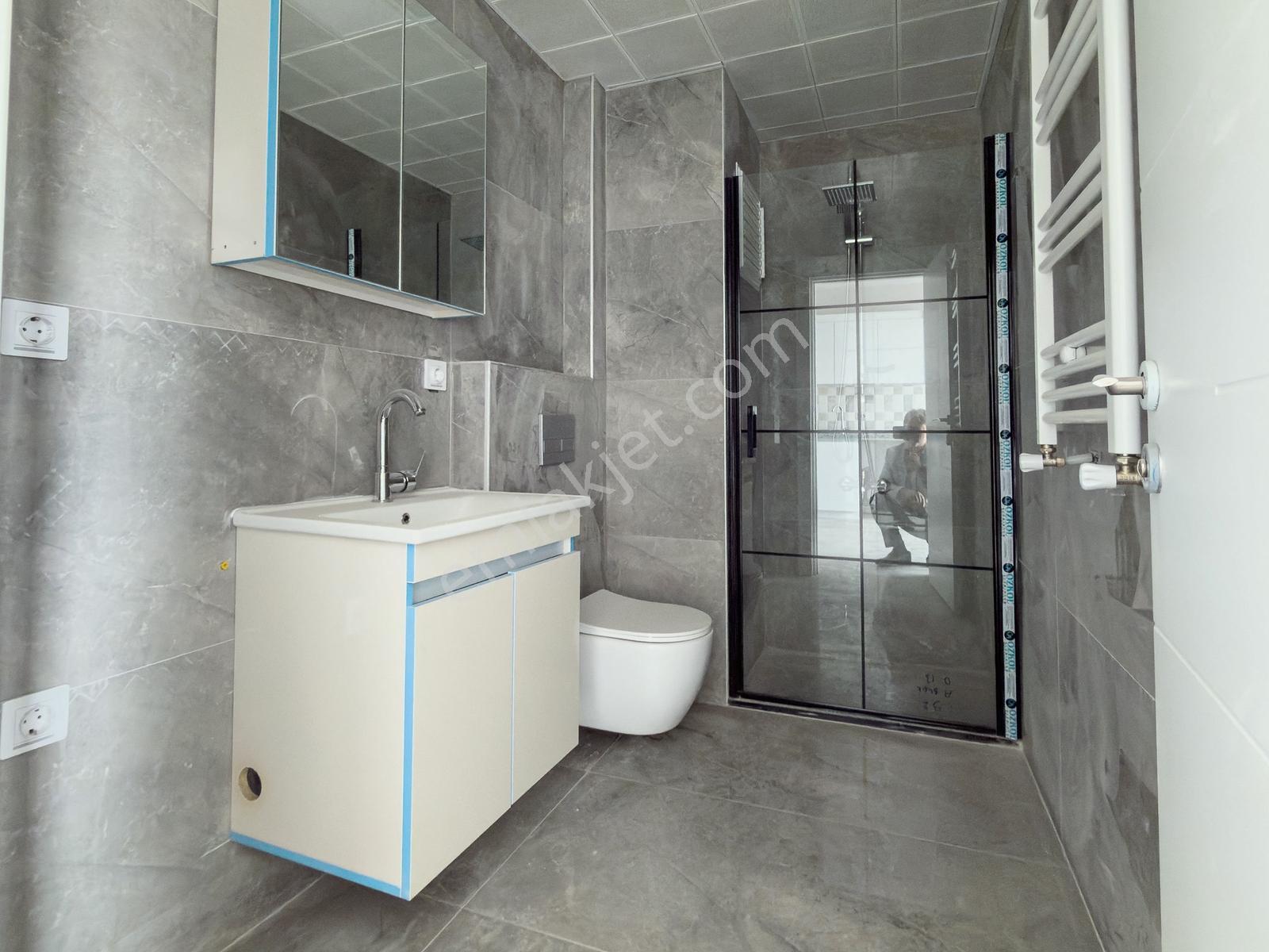 İncek Site İçinde Manzaralı Geniş Balkonlu Satılık 1+1 Daire — fotoğraf 14