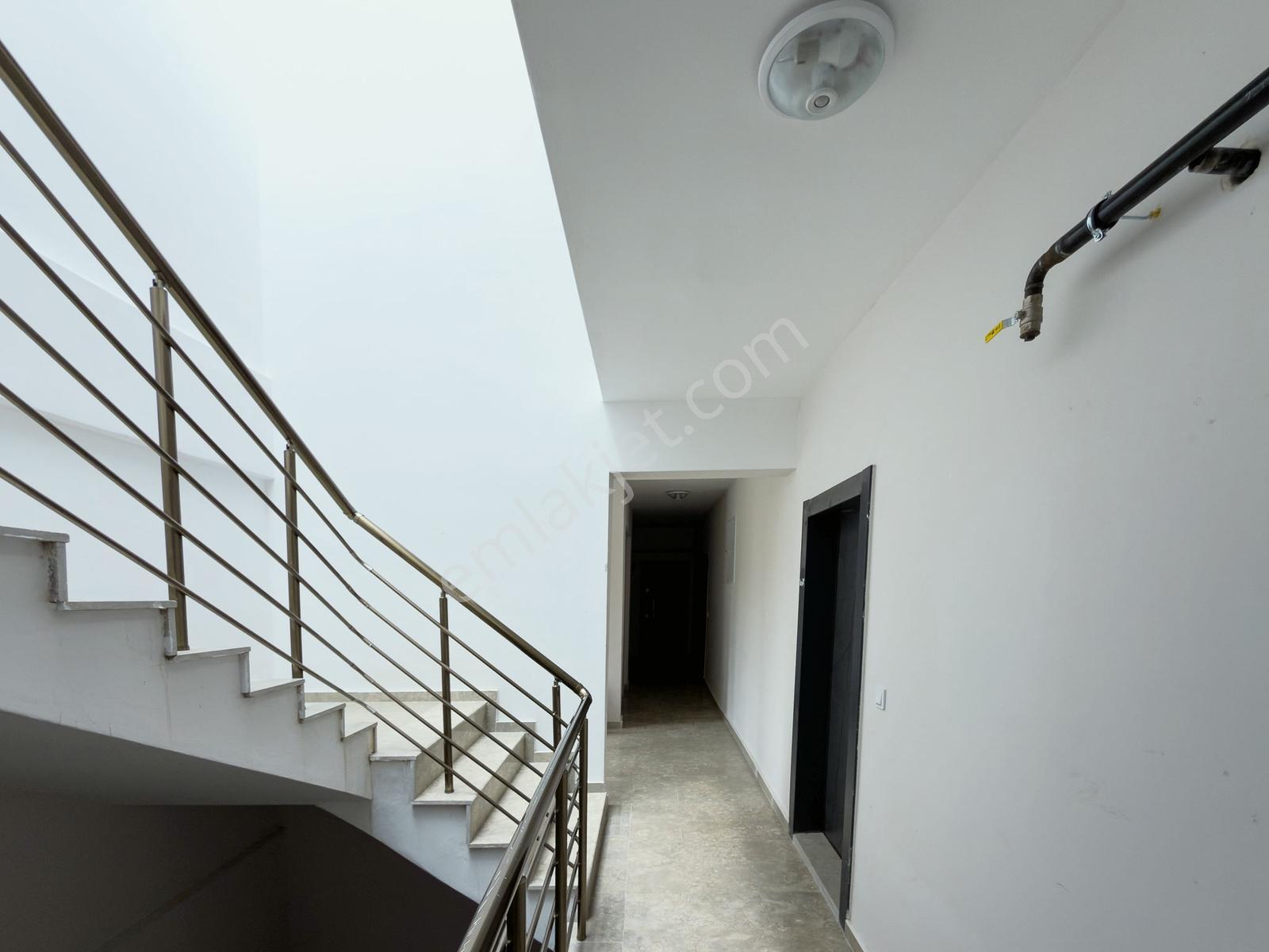İncek Site İçinde Manzaralı Geniş Balkonlu Satılık 1+1 Daire — fotoğraf 32