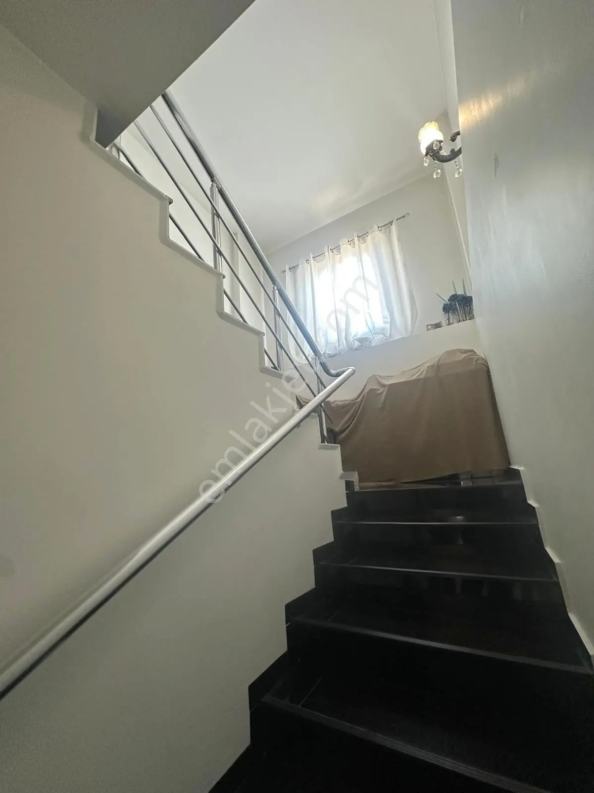 Mertcan'dan Cumhuriyet'te 3+1amerikan Mutfak Teras Balkon Jakuzi — fotoğraf 17