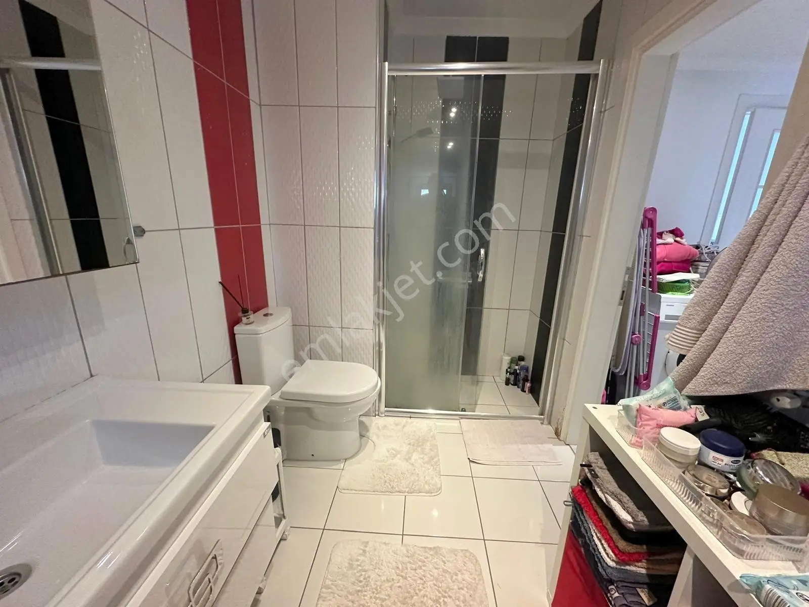 Mertcan'dan Cumhuriyet'te 3+1amerikan Mutfak Teras Balkon Jakuzi — fotoğraf 31