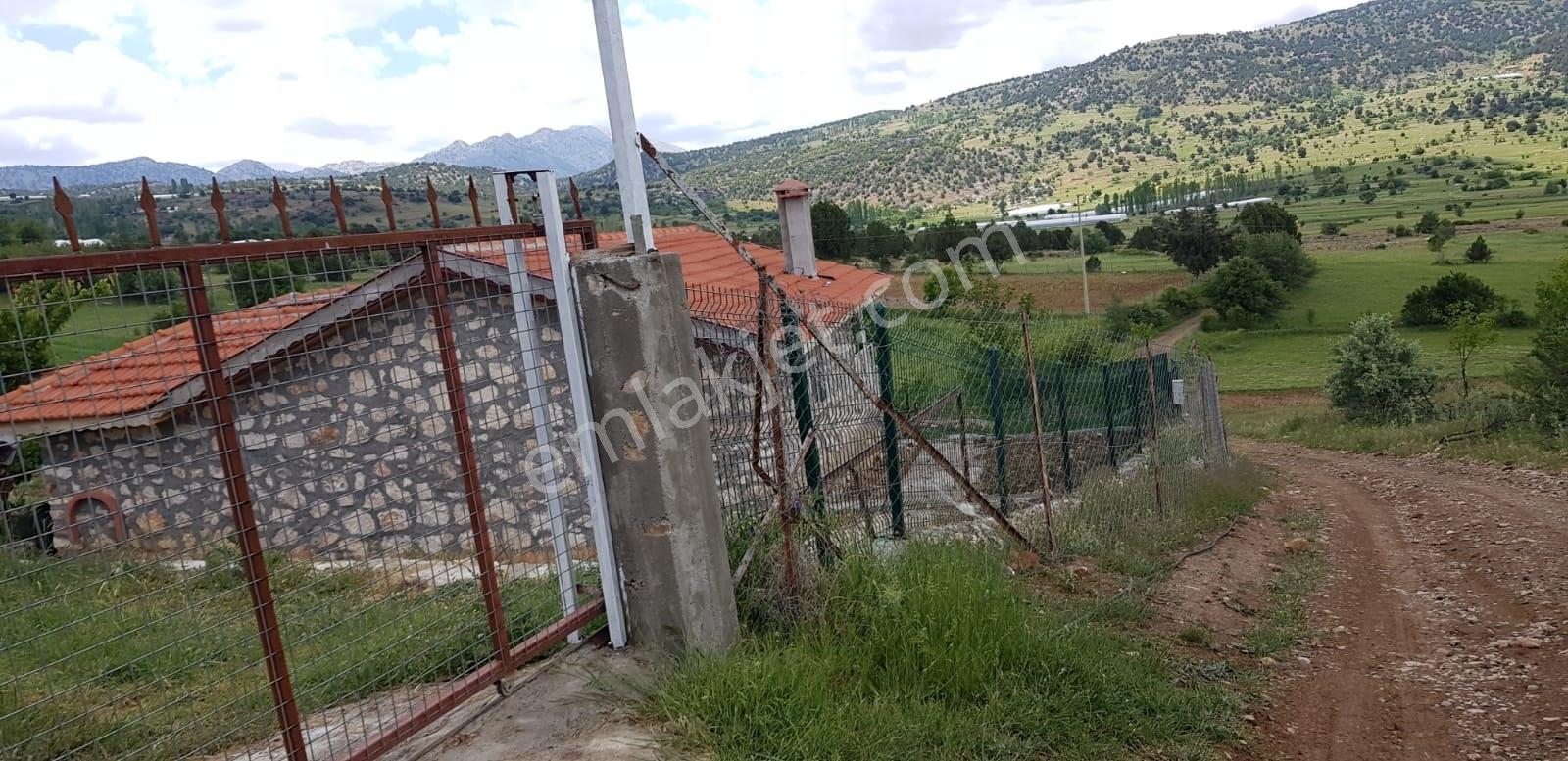 Seydikemer Doğanlarda Yola Köyiçine Yakın 1044m2 Satılık Tarla — fotoğraf 3