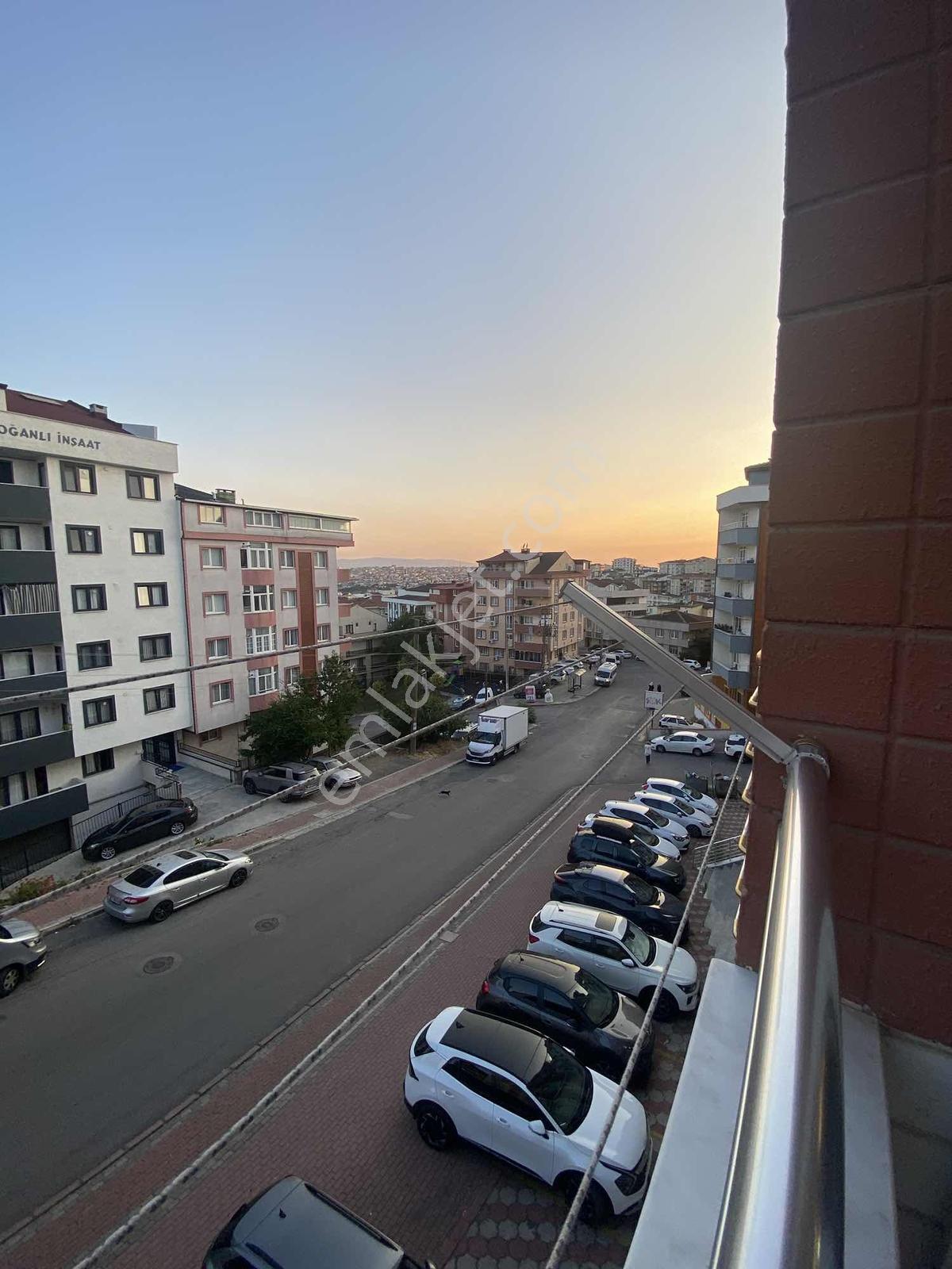 Gebze Tatlıkuyuda Özel Yapılmış 2+1 Arakat Satılık Daire — fotoğraf 26