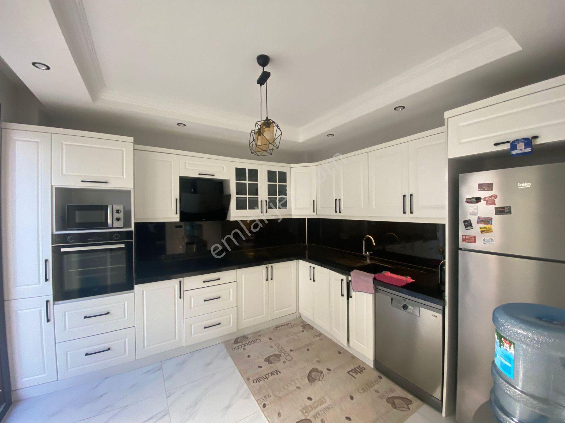 Didim Efeler Mahallesi'nde 300m Arsada Tek Havuzlu Eşyalı Tam Mustakill 3+1 Villa — fotoğraf 5
