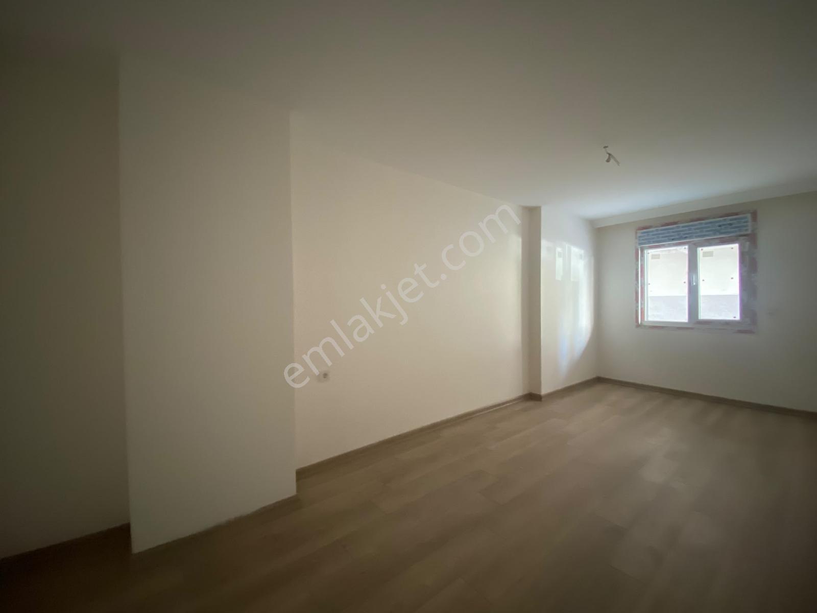 Küçükyalı Metro Ve Marmaraya Yürüme Mesafesi 2+1 Sıfır Daire — fotoğraf 6