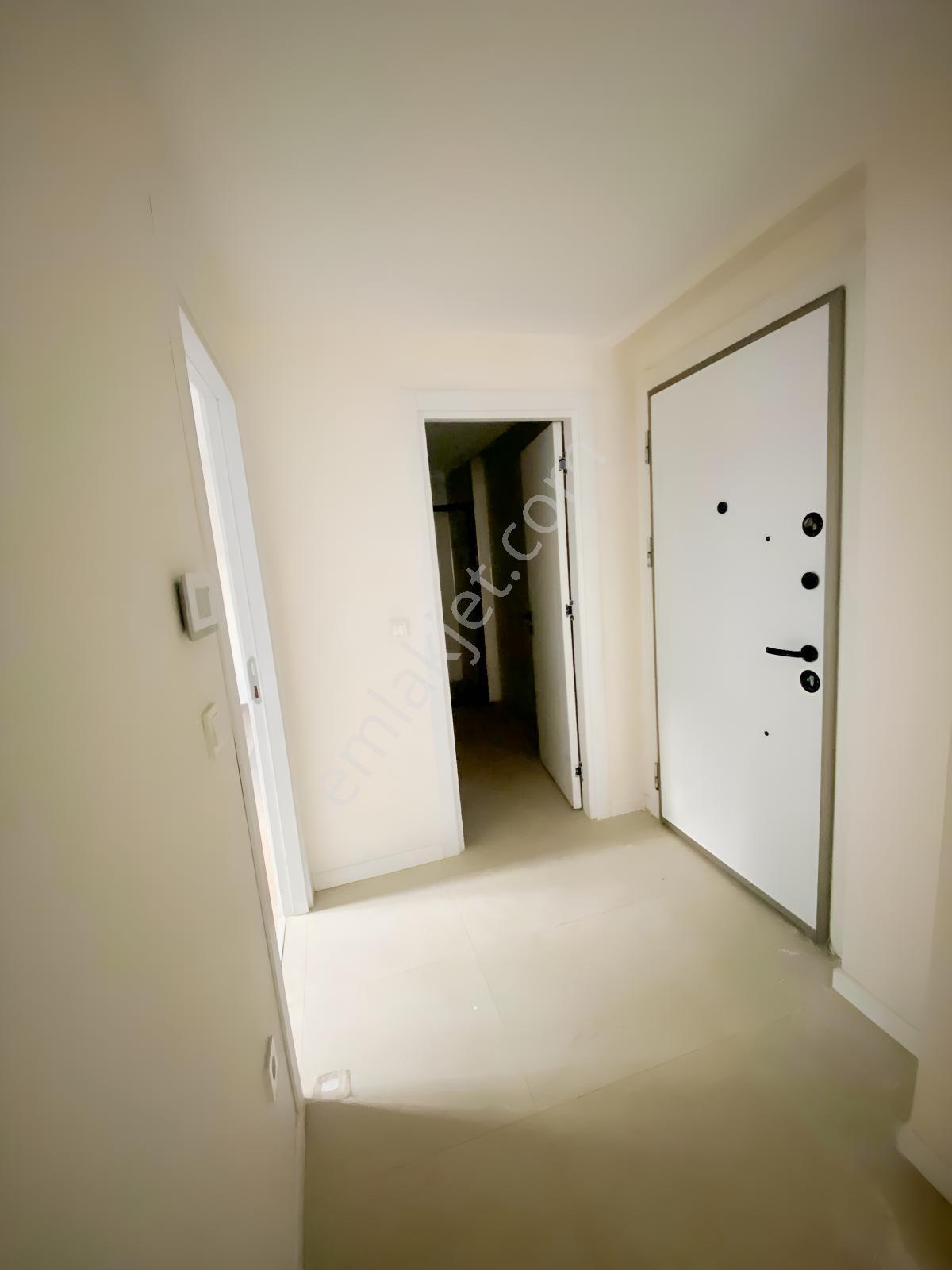 Küçükyalı Metro Ve Marmaraya Yürüme Mesafesi 2+1 Sıfır Daire — fotoğraf 10