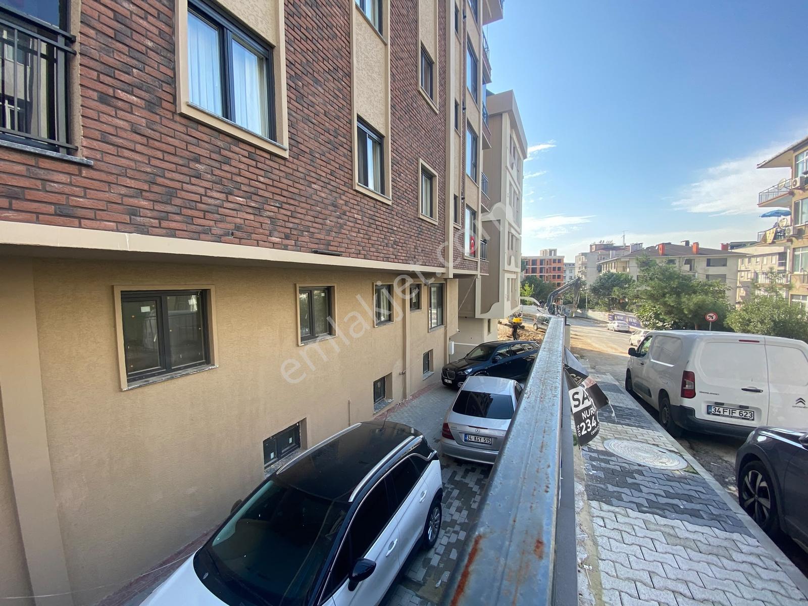 Küçükyalı Metro Ve Marmaraya Yürüme Mesafesi 2+1 Sıfır Daire — fotoğraf 11