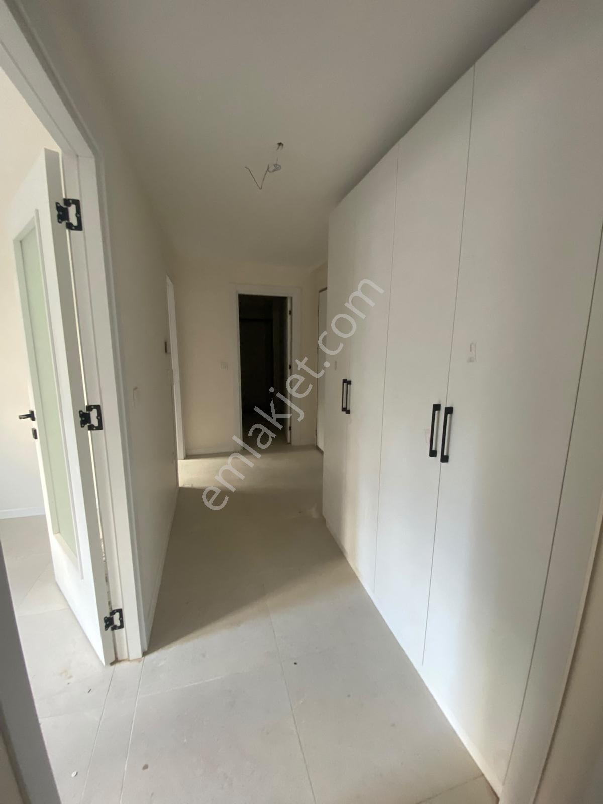 Küçükyalı Metro Ve Marmaraya Yürüme Mesafesi 2+1 Sıfır Daire — fotoğraf 12