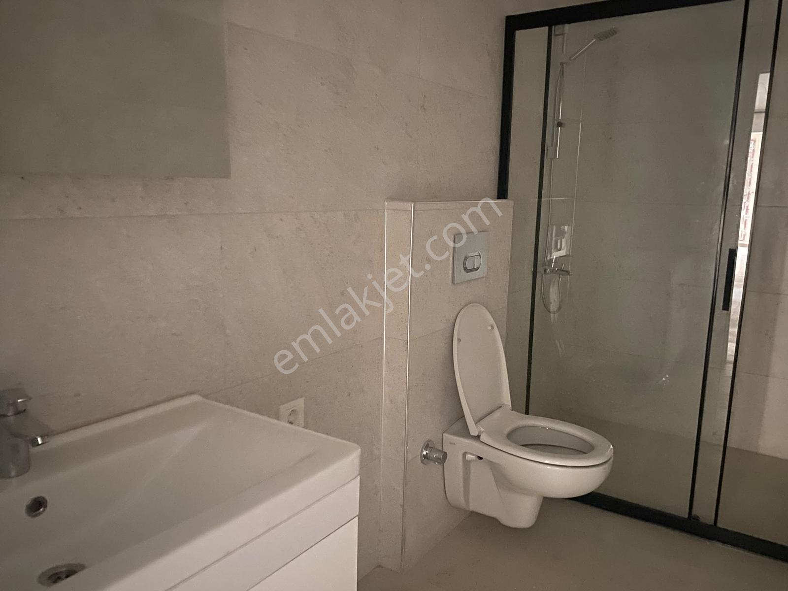 Küçükyalı Metro Ve Marmaraya Yürüme Mesafesi 2+1 Sıfır Daire — fotoğraf 14