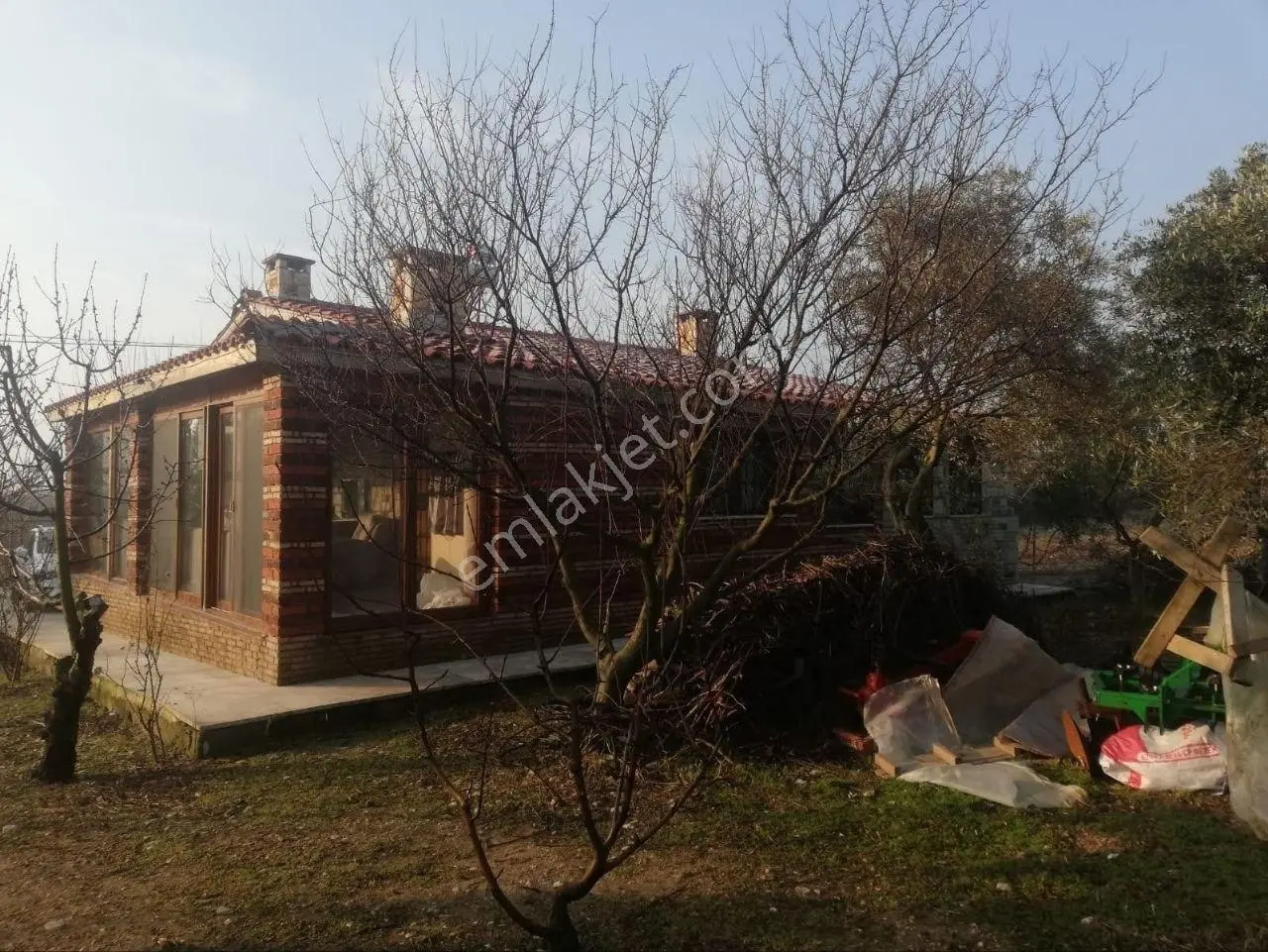 Kemalpaşa Akalanda Satılık / Kiralık Bahçeli 3+1 Müstakil Ev — fotoğraf 3