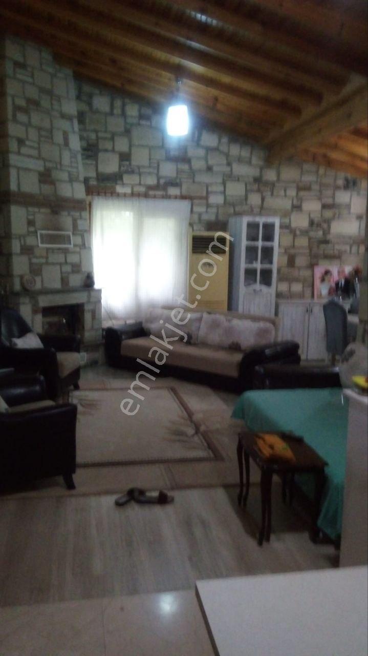 Kemalpaşa Akalanda Satılık / Kiralık Bahçeli 3+1 Müstakil Ev — fotoğraf 11