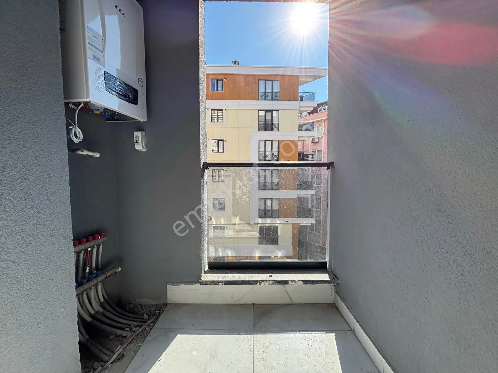 Çamlık Caddesi Civarı Metroya Yürüme Mesafesinde 2+1 Arakat — fotoğraf 2