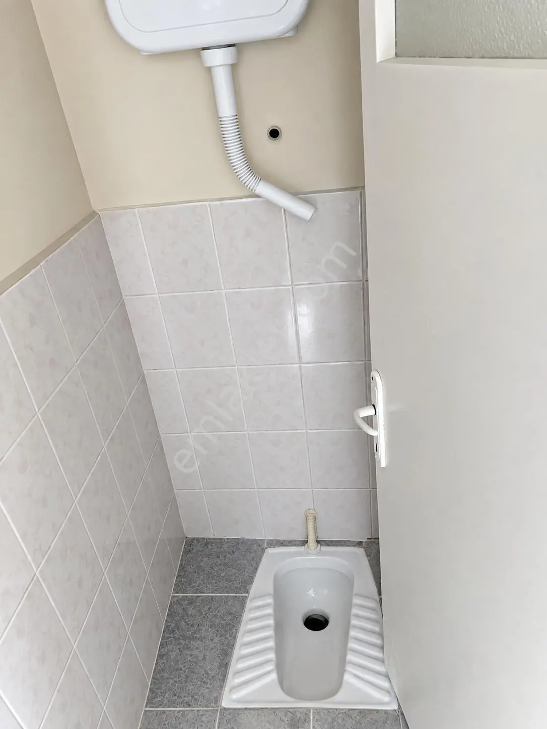 17 Alaybeyde Sahile Komşu, Merkezi Konumda 2+1 Ara Kat Daire — fotoğraf 12