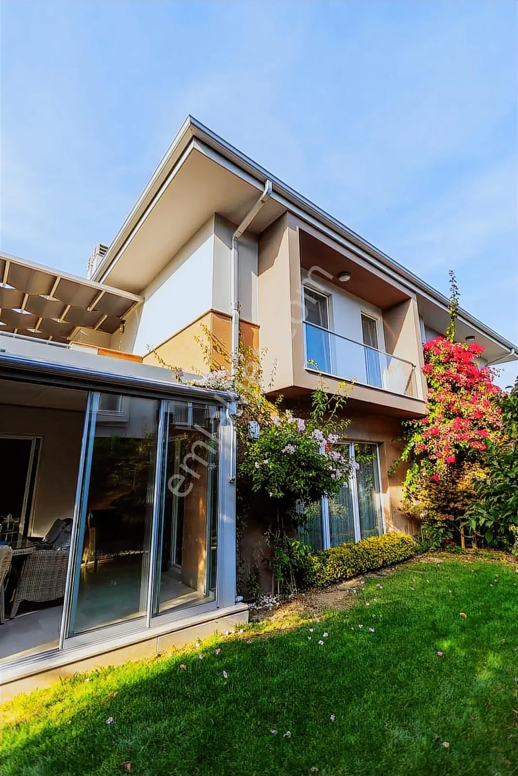 Dekar Asmalı Hayat Sitesi Satılık 361M2 5+1 Dubleks