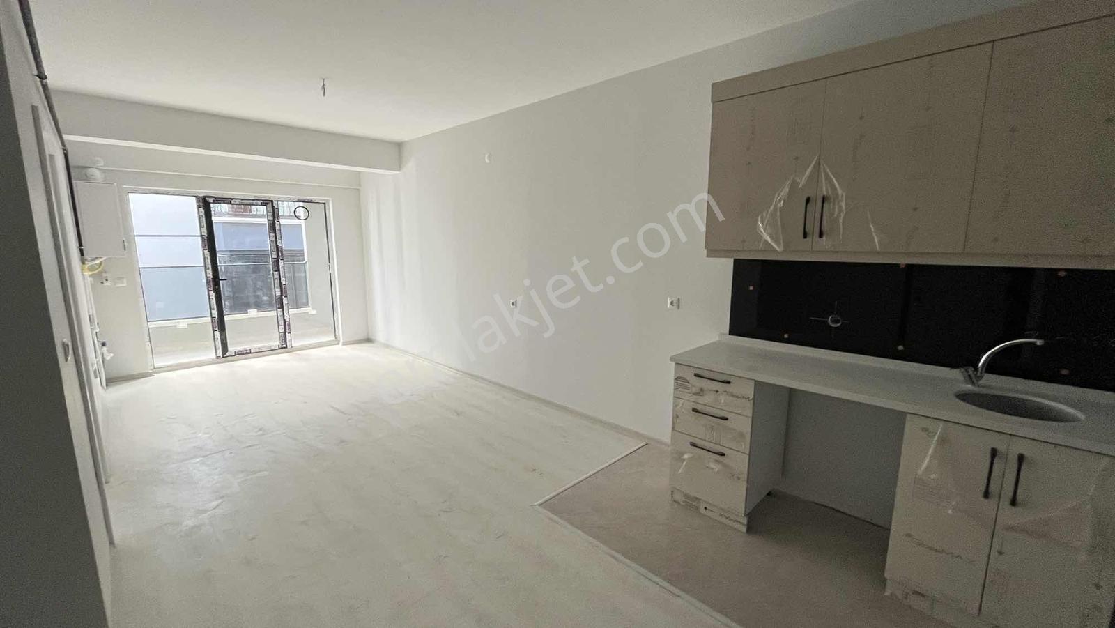 Winnest'ten Natavegaya Yakın Ara Katta 1+1 Fırsat Daire — fotoğraf 28