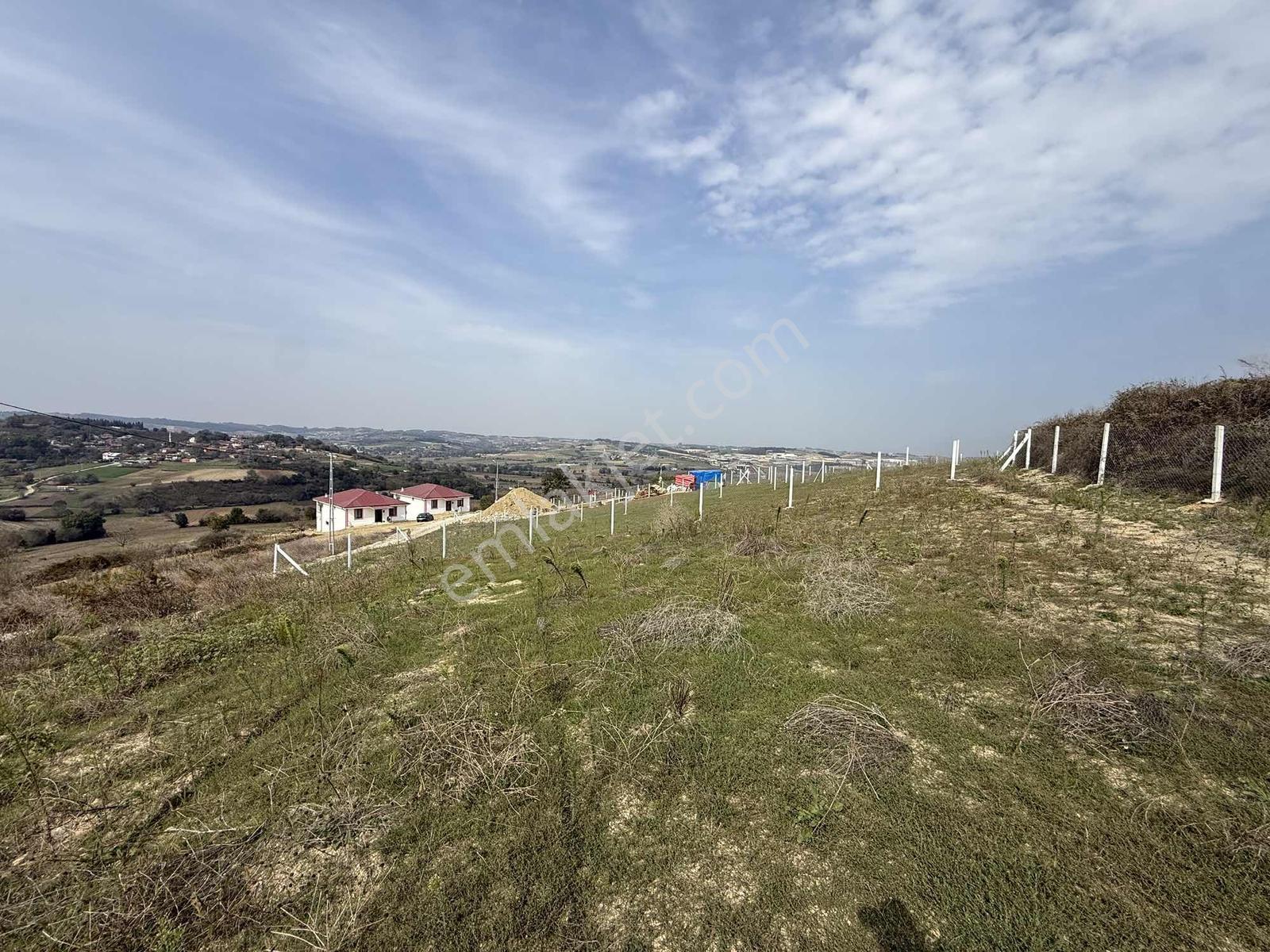 683 M2 Harika Manzara Arsa Elektrik Su Doğalgaz Mevcut — fotoğraf 2