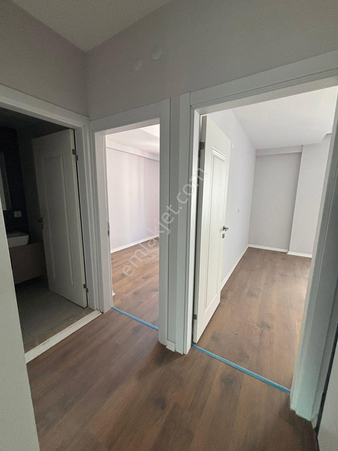 Tc Emlaktan Satılık Sıfır Site İçersinde ! 2+1 90 M2 Arakat — fotoğraf 14