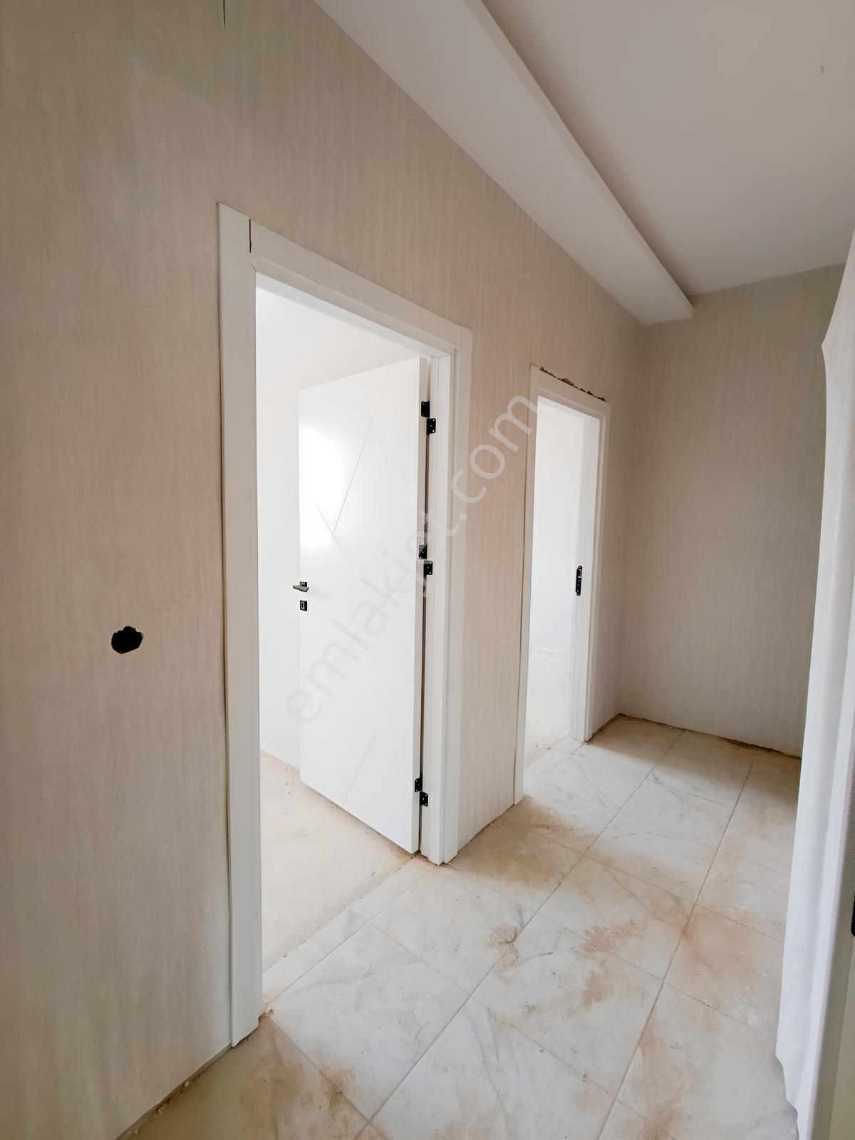 Emirgazi De 2+1 Ebeveyn Banyolu Satılık Daire — fotoğraf 4