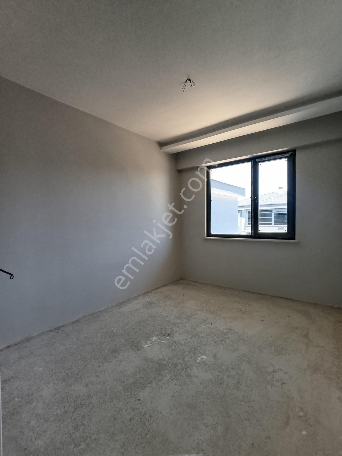 Emirgazi De 2+1 Ebeveyn Banyolu Satılık Daire — fotoğraf 9