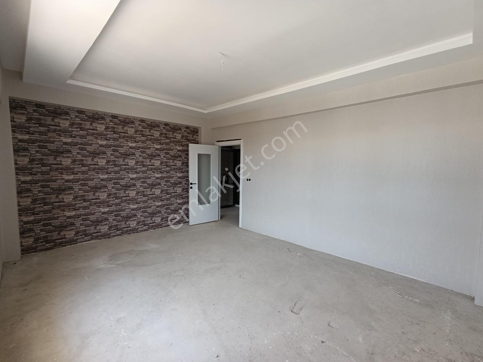 Emirgazi De 2+1 Ebeveyn Banyolu Satılık Daire — fotoğraf 17