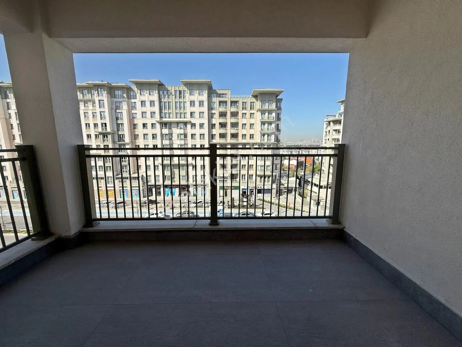 Halkalı Emlak Konut Bizim Mahalle 3.kısım 1+1 70m2 Satılık Daire — fotoğraf 8