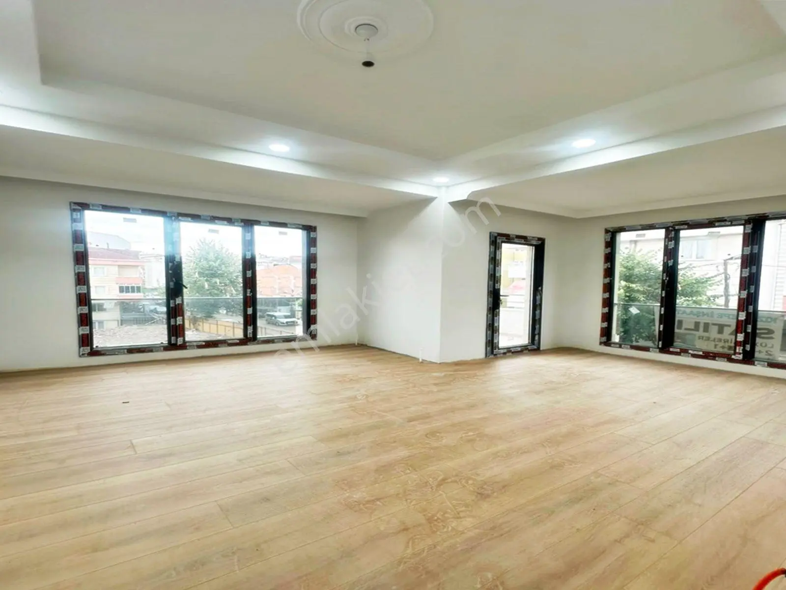 Nes Yapı'dan Avcılarda Metrobüse 5dk Mesafede 2+1 Sıfır Satılık Ara Kat Daire!!! — fotoğraf 4
