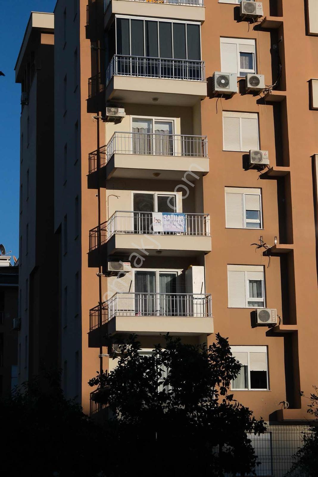 Antalya Çağlayan Erkan Efe Sitesinde 3+1 Satılık Daire — fotoğraf 3