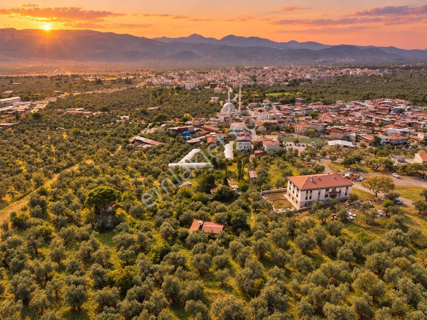 Mera Emlaktan Havran Temaşalık 1.400m2 10 Villalık İmaralı Arsa — fotoğraf 7