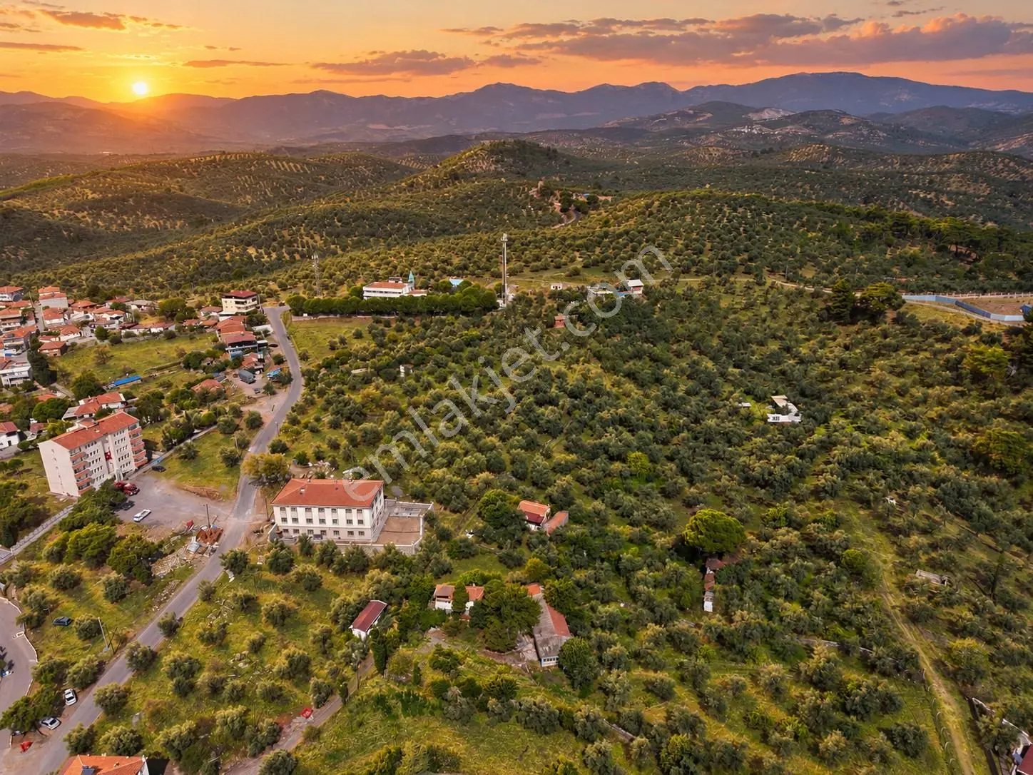 Mera Emlaktan Havran Temaşalık 1.400m2 10 Villalık İmaralı Arsa — fotoğraf 12
