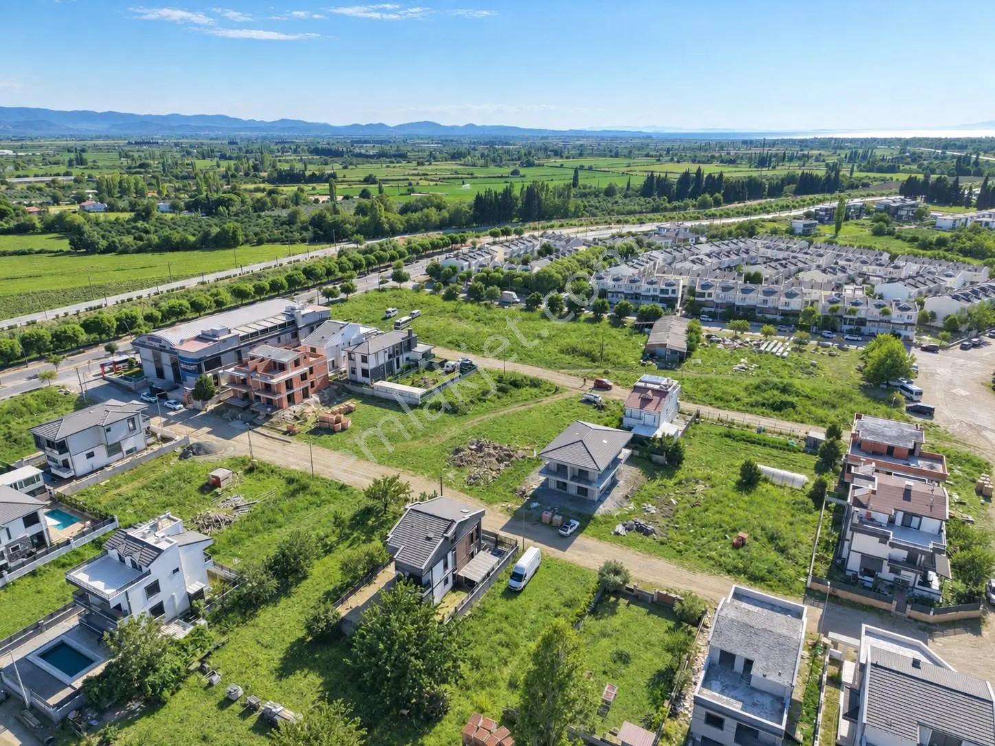 Mera Emlaktan Hamidiye Mah. 2 Villalık 324m2 E:0.75 İmarlı Arsa — fotoğraf 9