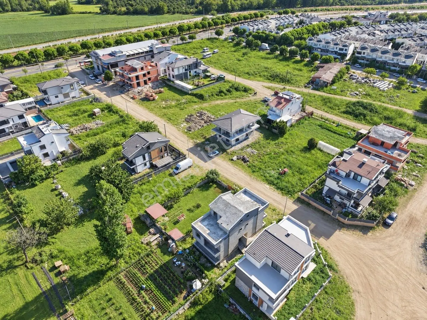Mera Emlaktan Hamidiye Mah. 2 Villalık 324m2 E:0.75 İmarlı Arsa — fotoğraf 15